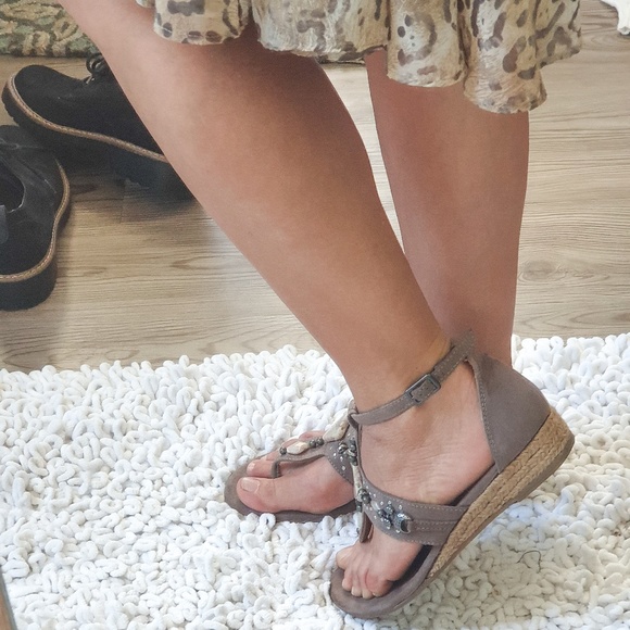 Roman / Gladiator T-Strap Flat Sandal Open Toe - Picture 6 of 6